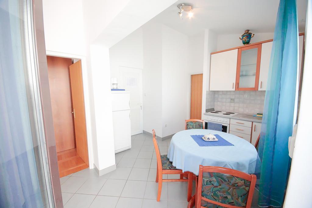 Apartments Skelin Vodice Szoba fotó