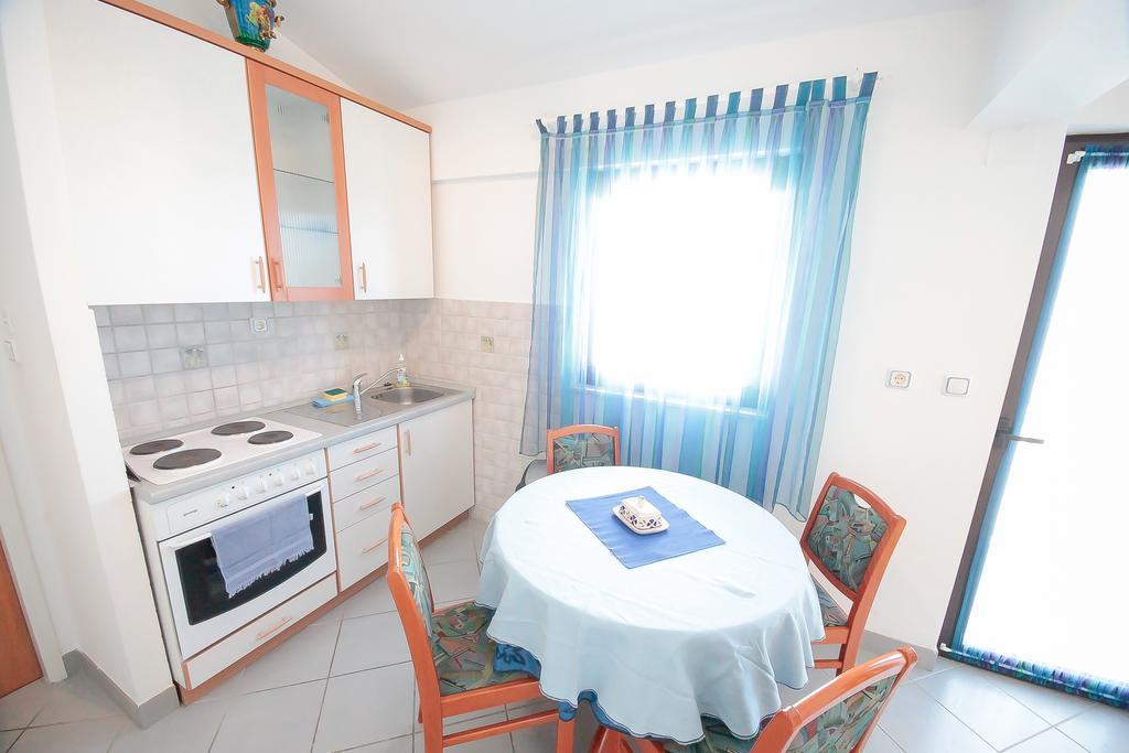 Apartments Skelin Vodice Szoba fotó